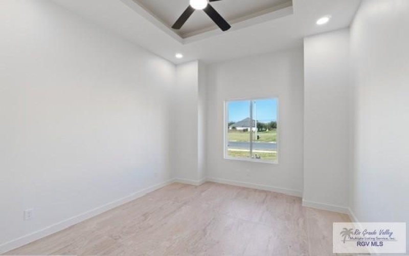 9825 HEIGHTS N, HARLINGEN, TX 78552, 4 Habitaciones Habitaciones , ,3 BañosBaños,Residential,En Venta,9825 HEIGHTS N,0,29769422