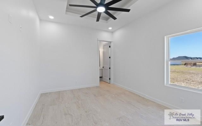 9825 HEIGHTS N, HARLINGEN, TX 78552, 4 Habitaciones Habitaciones , ,3 BañosBaños,Residential,En Venta,9825 HEIGHTS N,0,29769422