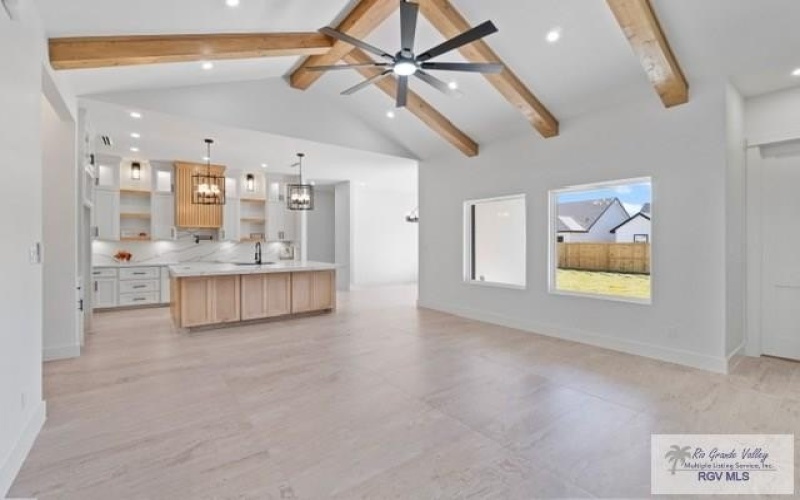 9825 HEIGHTS N, HARLINGEN, TX 78552, 4 Habitaciones Habitaciones , ,3 BañosBaños,Residential,En Venta,9825 HEIGHTS N,0,29769422