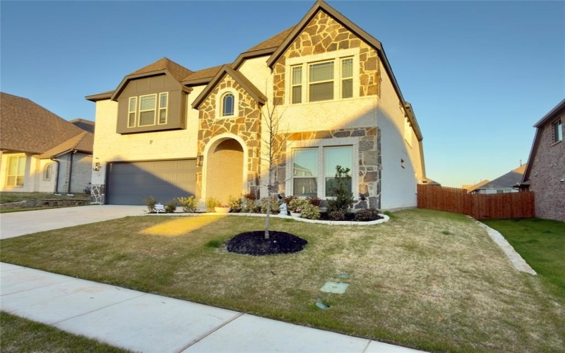 216 Comanche Trail, Alvarado, TX 76009, 5 Habitaciones Habitaciones , ,5 BañosBaños,Residential,En Venta,216 Comanche Trail,0,21199768