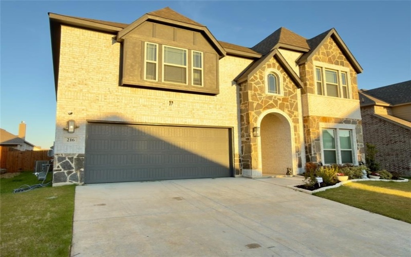 216 Comanche Trail, Alvarado, TX 76009, 5 Habitaciones Habitaciones , ,5 BañosBaños,Residential,En Venta,216 Comanche Trail,0,21199768