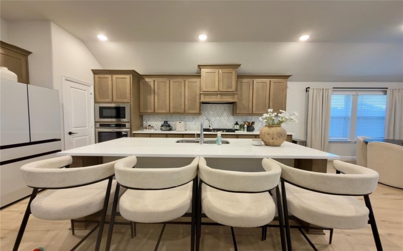 216 Comanche Trail, Alvarado, TX 76009, 5 Habitaciones Habitaciones , ,5 BañosBaños,Residential,En Venta,216 Comanche Trail,0,21199768