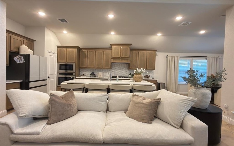 216 Comanche Trail, Alvarado, TX 76009, 5 Habitaciones Habitaciones , ,5 BañosBaños,Residential,En Venta,216 Comanche Trail,0,21199768