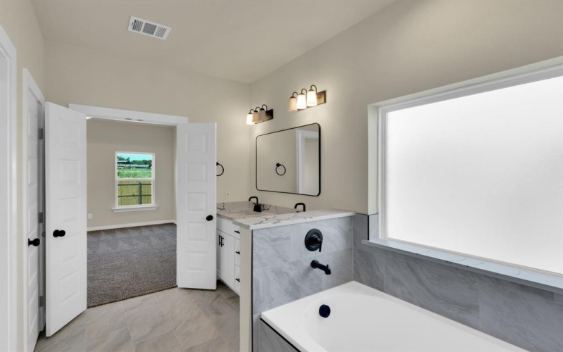 530 E Lamar Street, Palmer, TX 75152, 4 Habitaciones Habitaciones , ,2 BañosBaños,Residential,En Venta,530 E Lamar Street,0,21200409