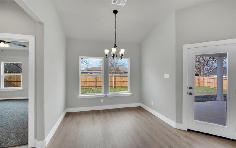 340 E Marshall Court, Palmer, TX 75152, 4 Habitaciones Habitaciones , ,2 BañosBaños,Residential,En Venta,340 E Marshall Court,0,21200904