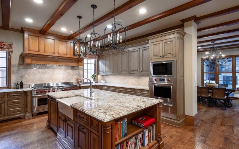 3518 Caruth Boulevard, University Park, TX 75225, 5 Bedrooms Bedrooms, ,6 BathroomsBathrooms,Residential,For Sale,3518 Caruth Boulevard,0,21200905