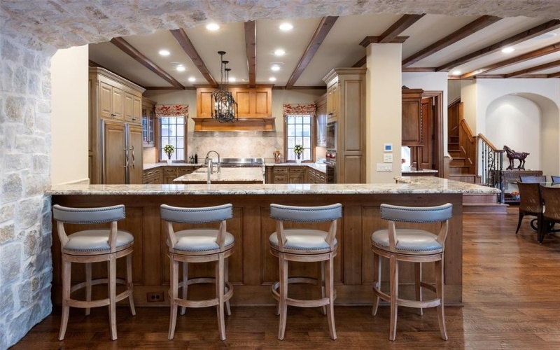 3518 Caruth Boulevard, University Park, TX 75225, 5 Bedrooms Bedrooms, ,6 BathroomsBathrooms,Residential,For Sale,3518 Caruth Boulevard,0,21200905