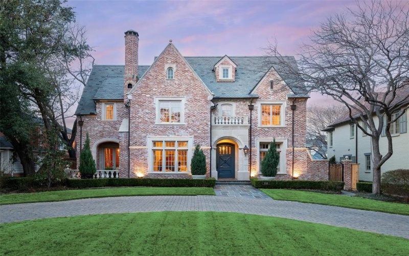 3518 Caruth Boulevard, University Park, TX 75225, 5 Bedrooms Bedrooms, ,6 BathroomsBathrooms,Residential,For Sale,3518 Caruth Boulevard,0,21200905