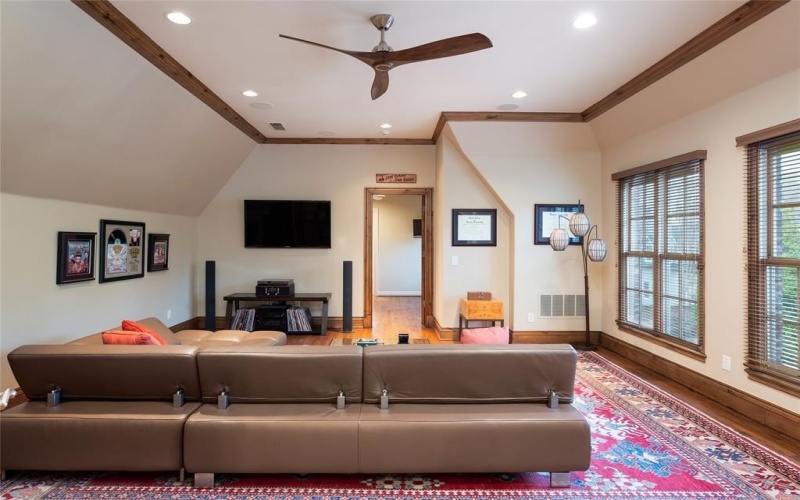 3518 Caruth Boulevard, University Park, TX 75225, 5 Bedrooms Bedrooms, ,6 BathroomsBathrooms,Residential,For Sale,3518 Caruth Boulevard,0,21200905