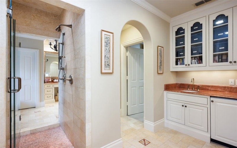 3518 Caruth Boulevard, University Park, TX 75225, 5 Bedrooms Bedrooms, ,6 BathroomsBathrooms,Residential,For Sale,3518 Caruth Boulevard,0,21200905