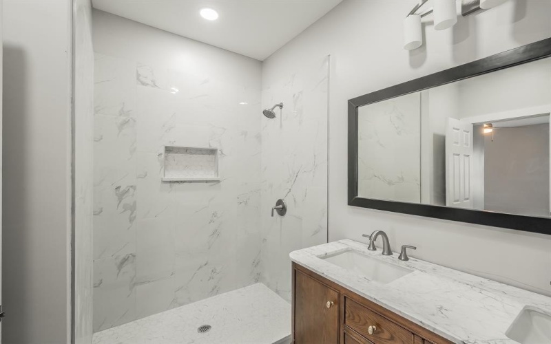 3934 Lee Street, Greenville, TX 75401, 3 Habitaciones Habitaciones , ,2 BañosBaños,Residential,En Venta,3934 Lee Street,0,21201449