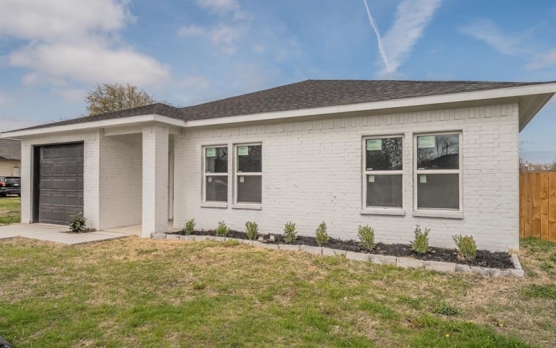 3934 Lee Street, Greenville, TX 75401, 3 Habitaciones Habitaciones , ,2 BañosBaños,Residential,En Venta,3934 Lee Street,0,21201449