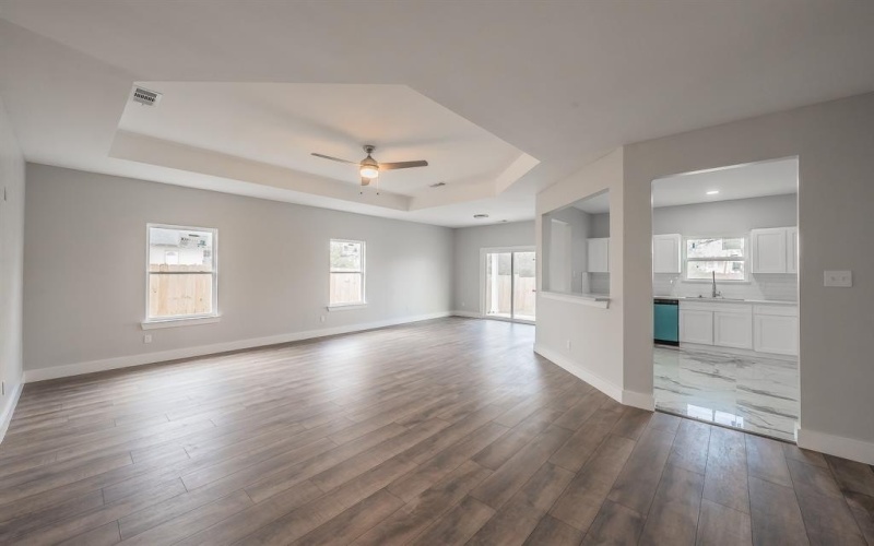 3934 Lee Street, Greenville, TX 75401, 3 Habitaciones Habitaciones , ,2 BañosBaños,Residential,En Venta,3934 Lee Street,0,21201449