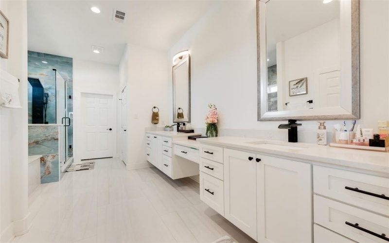 327 Lovers Lane, Terrell, TX 75160, 4 Habitaciones Habitaciones , ,3 BañosBaños,Residential,En Venta,327 Lovers Lane,0,21201467