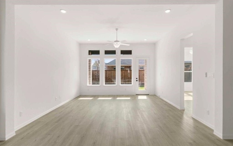 1327 Eclipse Way, Wylie, TX 75098, 4 Bedrooms Bedrooms, ,3 BathroomsBathrooms,Residential,For Sale,1327 Eclipse Way,0,21201559