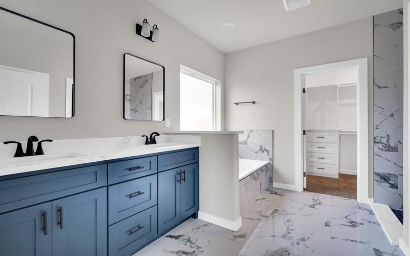 330 E Marshall Court, Palmer, TX 75152, 4 Bedrooms Bedrooms, ,3 BathroomsBathrooms,Residential,For Sale,330 E Marshall Court,0,21200485