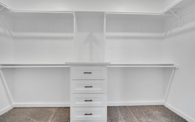 330 E Marshall Court, Palmer, TX 75152, 4 Bedrooms Bedrooms, ,3 BathroomsBathrooms,Residential,For Sale,330 E Marshall Court,0,21200485