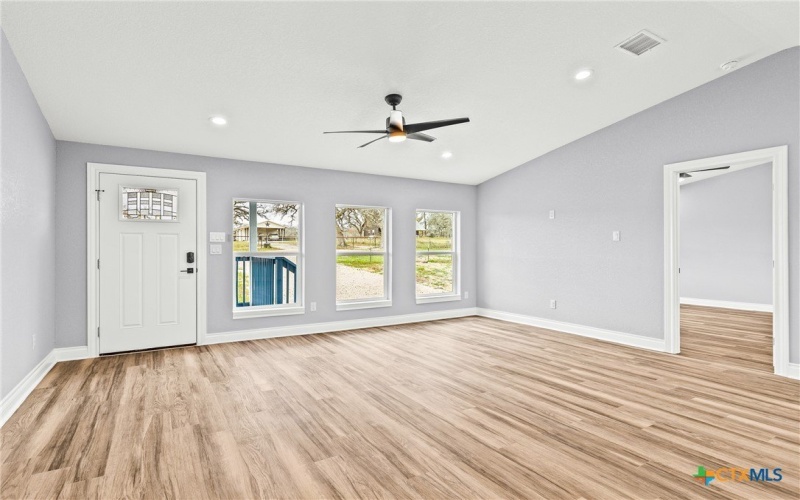 6638 Hickory Forrest Drive, Seguin, TX 78155, 4 Bedrooms Bedrooms, ,2 BathroomsBathrooms,Residential,For Sale,6638 Hickory Forrest Drive,0,606146