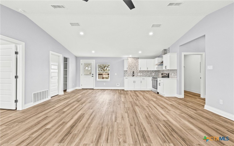 6638 Hickory Forrest Drive, Seguin, TX 78155, 4 Bedrooms Bedrooms, ,2 BathroomsBathrooms,Residential,For Sale,6638 Hickory Forrest Drive,0,606146