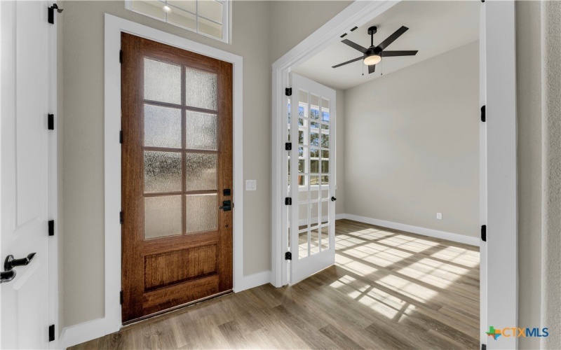 108 Double Circle Drive, Burnet, TX 78611, 4 Bedrooms Bedrooms, ,3 BathroomsBathrooms,Residential,For Sale,108 Double Circle Drive,0,606186