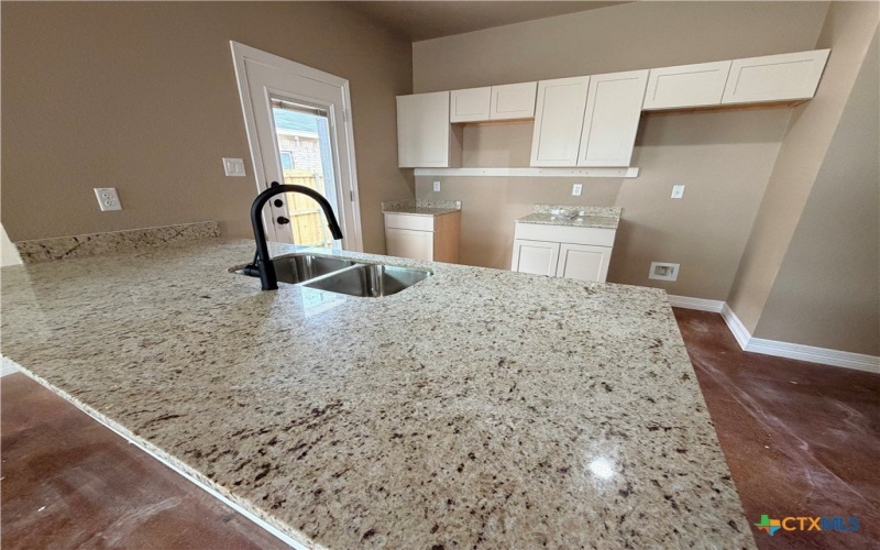 1313 Lone Pine Way, Killeen, TX 76543, 3 Habitaciones Habitaciones , ,2 BañosBaños,Residential,En Venta,1313 Lone Pine Way,0,606160