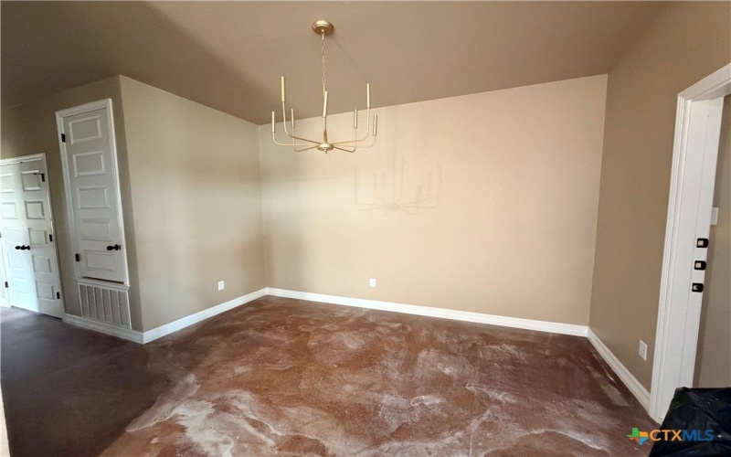 1313 Lone Pine Way, Killeen, TX 76543, 3 Habitaciones Habitaciones , ,2 BañosBaños,Residential,En Venta,1313 Lone Pine Way,0,606160