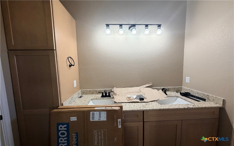 1311 Lone Pine Way, Killeen, TX 76543, 3 Habitaciones Habitaciones , ,2 BañosBaños,Residential,En Venta,1311 Lone Pine Way,0,606211