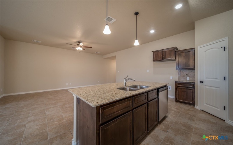 610 Bobby Lou Lane, Copperas Cove, TX 76522, 5 Bedrooms Bedrooms, ,3 BathroomsBathrooms,Residential,For Sale,610 Bobby Lou Lane,0,606303