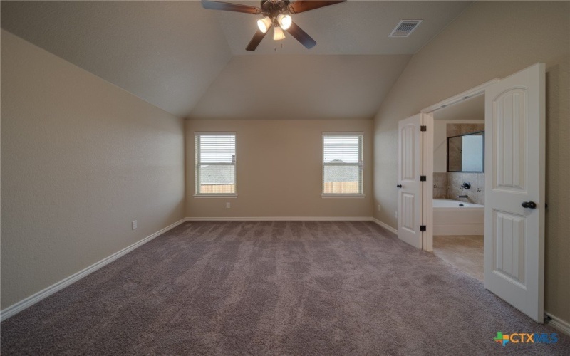 614 Bobby Lou Lane, Copperas Cove, TX 76522, 5 Habitaciones Habitaciones , ,3 BañosBaños,Residential,En Venta,614 Bobby Lou Lane,0,606312