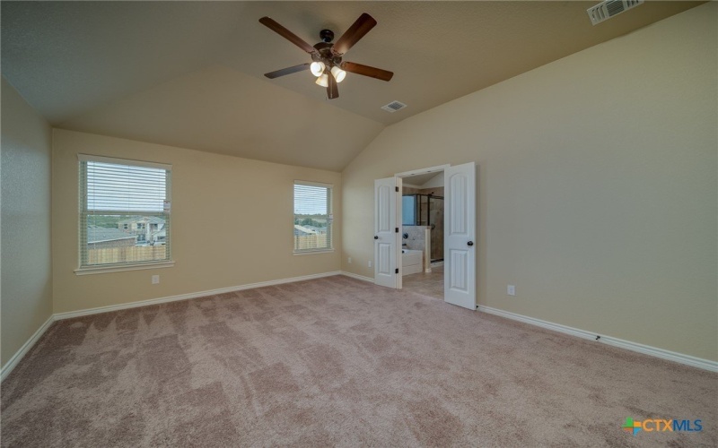 614 Bobby Lou Lane, Copperas Cove, TX 76522, 5 Habitaciones Habitaciones , ,3 BañosBaños,Residential,En Venta,614 Bobby Lou Lane,0,606312