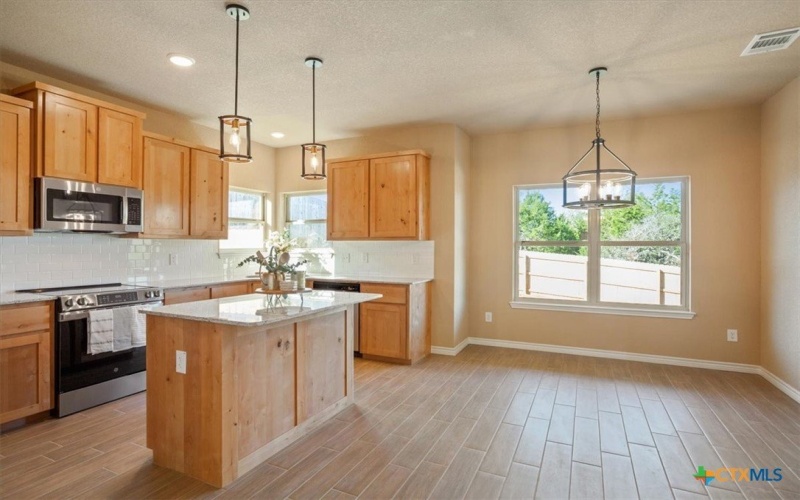 7801 Platinum Drive, Killeen, TX 76542, 3 Habitaciones Habitaciones , ,2 BañosBaños,Residential,En Venta,7801 Platinum Drive,0,606313