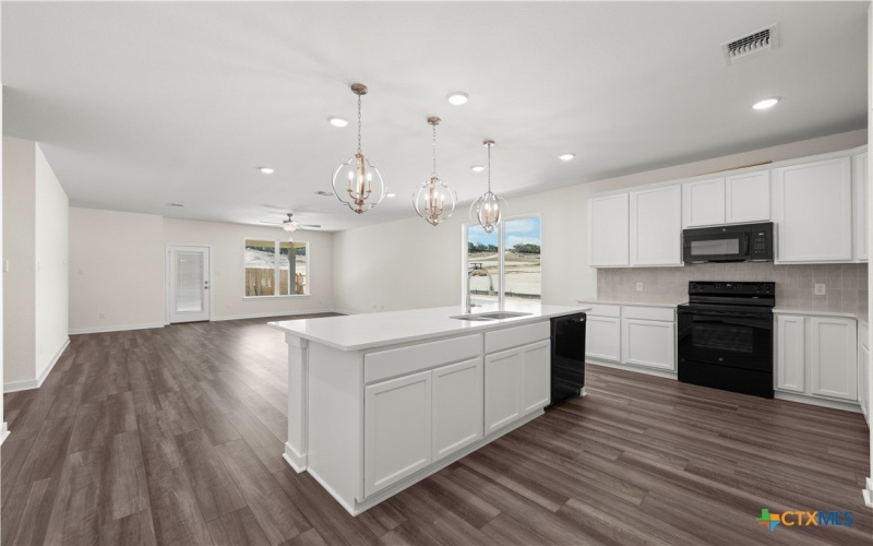 387 Pathfinder Drive, Copperas Cove, TX 76522, 3 Habitaciones Habitaciones , ,2 BañosBaños,Residential,En Venta,387 Pathfinder Drive,0,606335