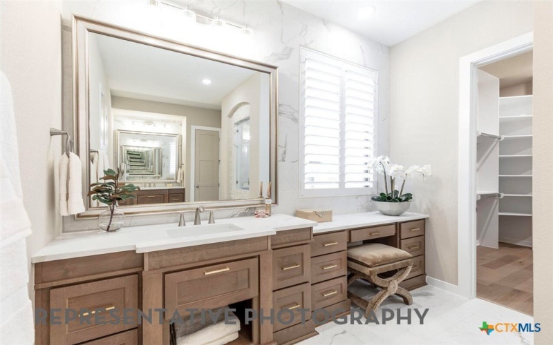 507 Tricia Court, Liberty Hill, TX 78642, 4 Bedrooms Bedrooms, ,5 BathroomsBathrooms,Residential,For Sale,507 Tricia Court,0,606553