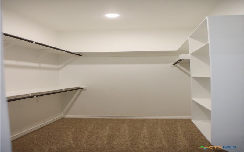 504 Story Avenue, Florence, TX 76527, 3 Habitaciones Habitaciones , ,2 BañosBaños,Residential,En Venta,504 Story Avenue,0,606570