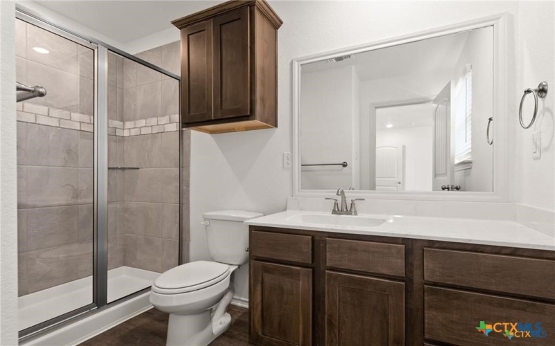 243 Green Valley Drive, Copperas Cove, TX 76522, 3 Habitaciones Habitaciones , ,3 BañosBaños,Residential,En Venta,243 Green Valley Drive,0,606584