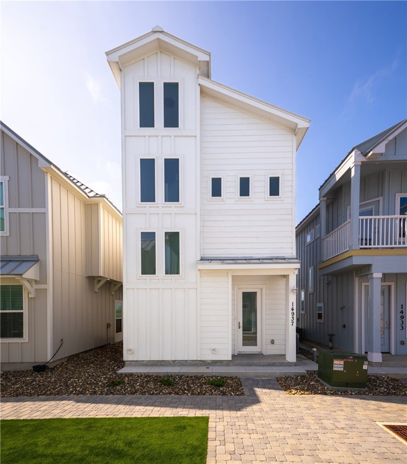 14937 Leeward Drive, Corpus Christi, TX 78418, 3 Bedrooms Bedrooms, ,2 BathroomsBathrooms,Residential,For Sale,14937 Leeward Drive,0,472777