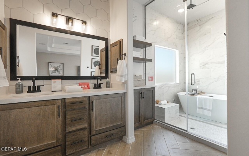 109 Wind Mill Street, Sunland Park, NM 88063, 5 Bedrooms Bedrooms, ,3 BathroomsBathrooms,Residential,For Sale,109 Wind Mill Street,0,939680