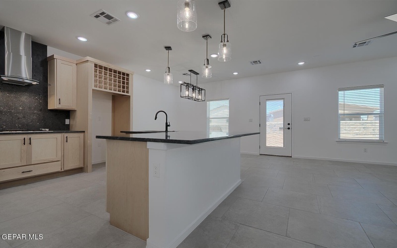 12165 Sanna Drive, El Paso, TX 79934, 4 Habitaciones Habitaciones , ,2 BañosBaños,Residential,En Venta,12165 Sanna Drive,0,939710