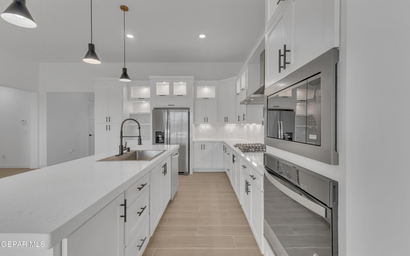 13389 EMERALD GLASS Drive, Horizon City, TX 79928, 4 Bedrooms Bedrooms, ,3 BathroomsBathrooms,Residential,For Sale,13389 EMERALD GLASS Drive,0,939711