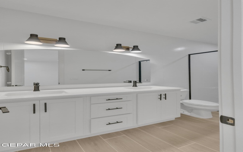 13389 EMERALD GLASS Drive, Horizon City, TX 79928, 4 Bedrooms Bedrooms, ,3 BathroomsBathrooms,Residential,For Sale,13389 EMERALD GLASS Drive,0,939711