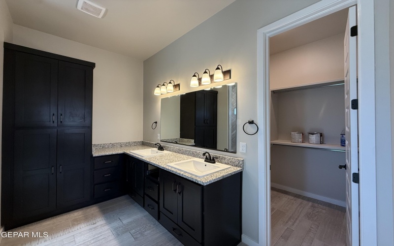 856 Acton Street, El Paso, TX 79928, 4 Bedrooms Bedrooms, ,3 BathroomsBathrooms,Residential,For Sale,856 Acton Street,0,939721