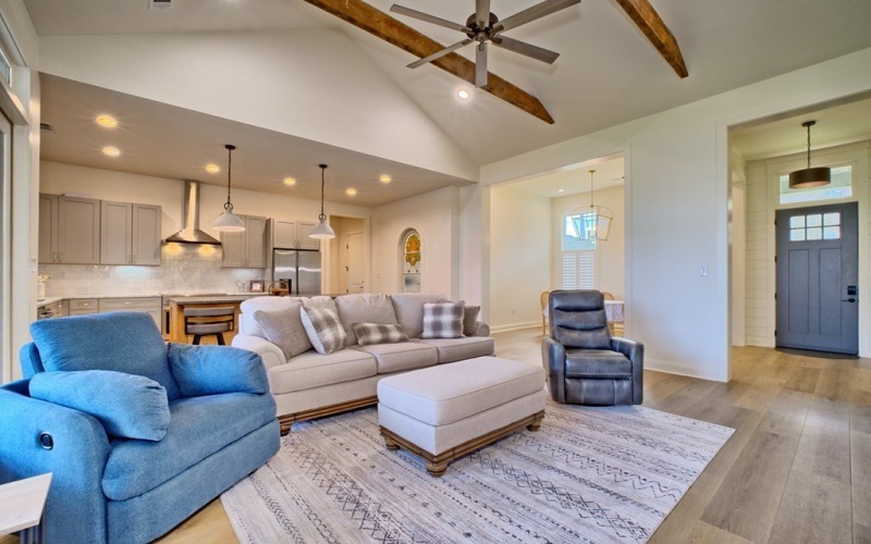 120 Palo Gaucho Lane West, Hemphill, TX 75948, 3 Bedrooms Bedrooms, ,3 BathroomsBathrooms,Residential,For Sale,120 Palo Gaucho Lane West,0,70012244