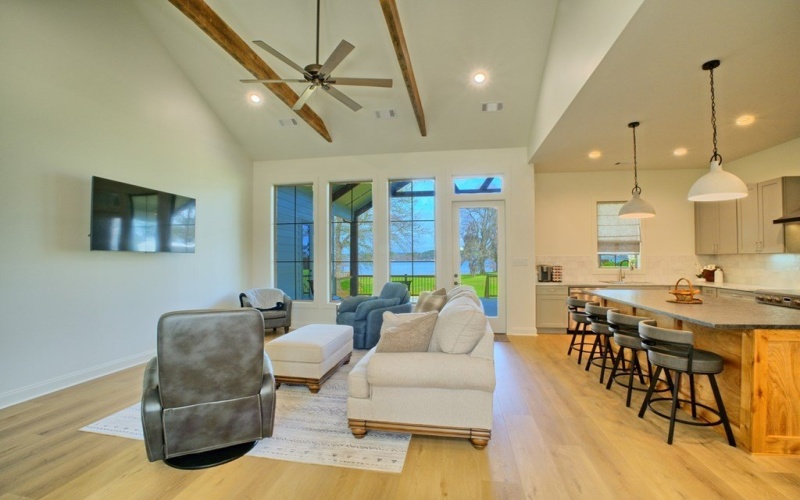 120 Palo Gaucho Lane West, Hemphill, TX 75948, 3 Bedrooms Bedrooms, ,3 BathroomsBathrooms,Residential,For Sale,120 Palo Gaucho Lane West,0,70012244