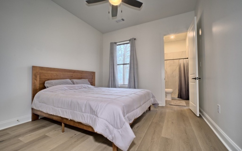 120 Palo Gaucho Lane West, Hemphill, TX 75948, 3 Bedrooms Bedrooms, ,3 BathroomsBathrooms,Residential,For Sale,120 Palo Gaucho Lane West,0,70012244