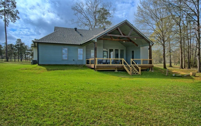 120 Palo Gaucho Lane West, Hemphill, TX 75948, 3 Bedrooms Bedrooms, ,3 BathroomsBathrooms,Residential,For Sale,120 Palo Gaucho Lane West,0,70012244