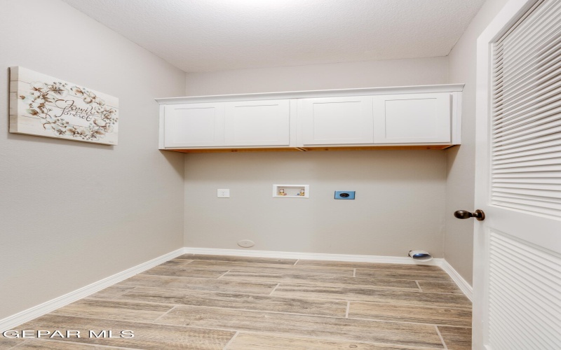 13961 Summer Wave Avenue, El Paso, TX 79928, 4 Habitaciones Habitaciones , ,3 BañosBaños,Residential,En Venta,13961 Summer Wave Avenue,0,939745