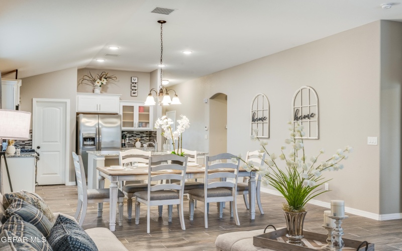 525 Caddo Lane, Clint, TX 79836, 4 Bedrooms Bedrooms, ,3 BathroomsBathrooms,Residential,For Sale,525 Caddo Lane,0,939756