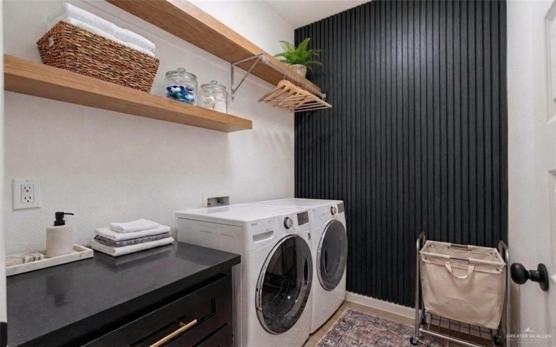 1706 Foxtail Street, Donna, TX 78537, 3 Habitaciones Habitaciones , ,2 BañosBaños,Residential,En Venta,1706 Foxtail Street,0,497696