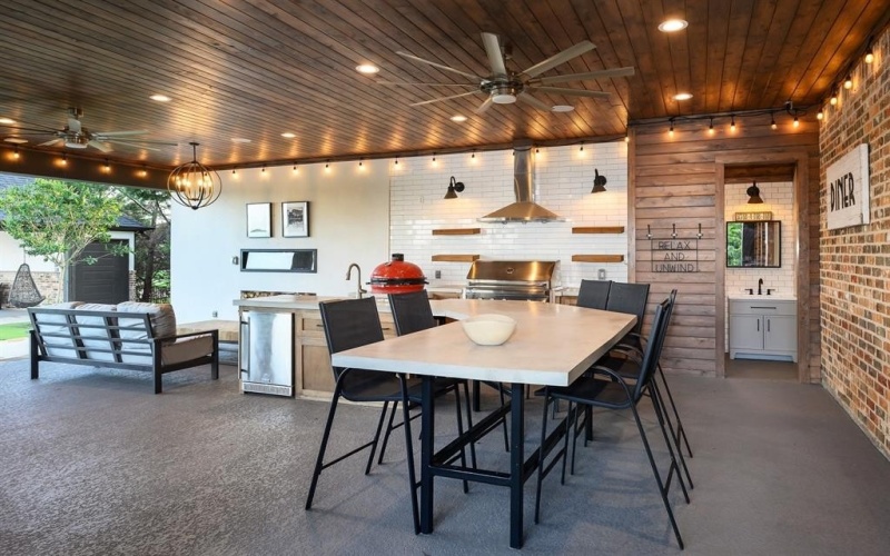 2800 Silverglade Court, Prosper, TX 75078, 5 Bedrooms Bedrooms, ,6 BathroomsBathrooms,Residential,For Sale,2800 Silverglade Court,0,21198802