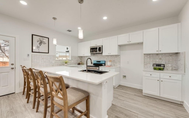 713 Exeter Street, Fort Worth, TX 76104, 3 Habitaciones Habitaciones , ,2 BañosBaños,Residential,En Venta,713 Exeter Street,0,21200207